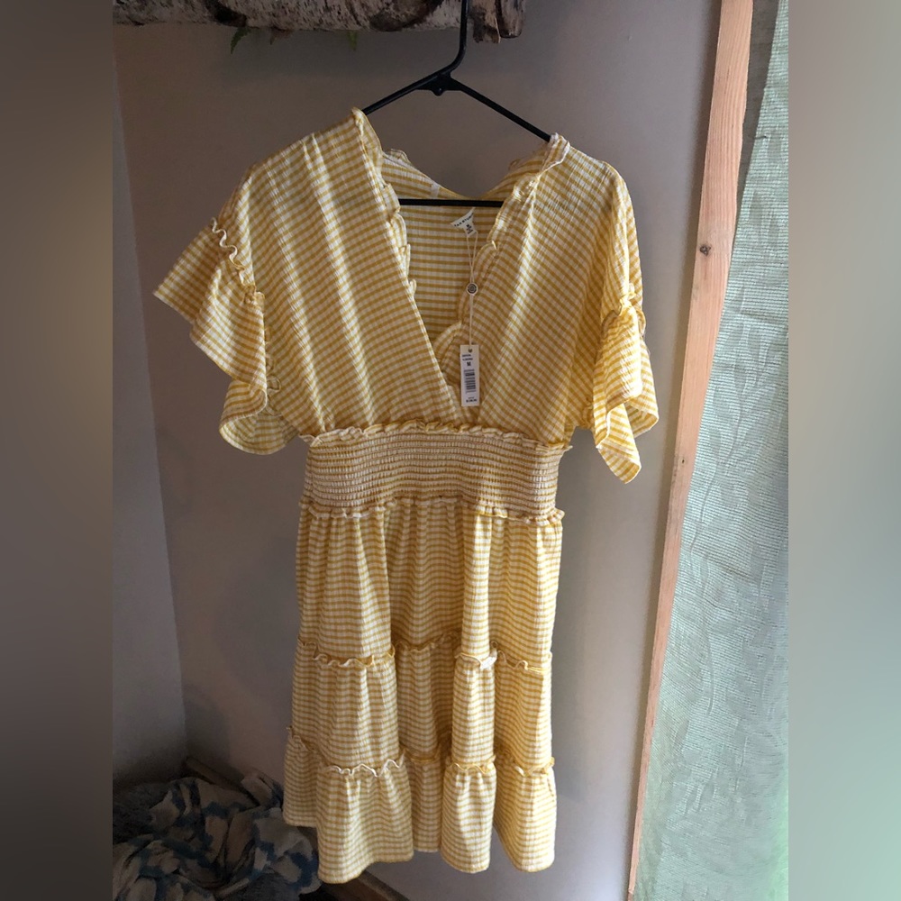 Adorable max studio dress NWT